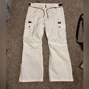 Dope ‘Iconic’ cargo snowboard pants in old white. New. XL